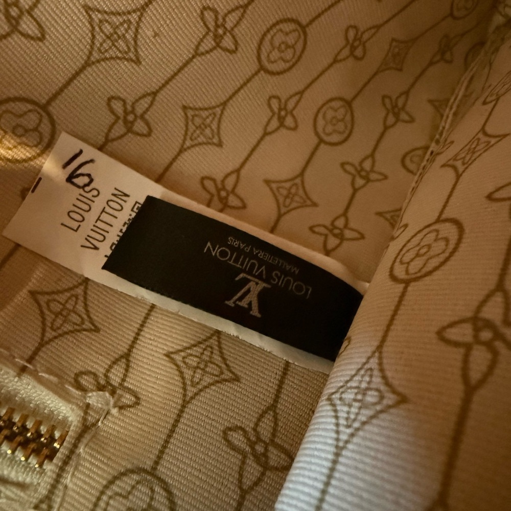 Louis Vuitton OnTheGo MM - Picture 2 of 16